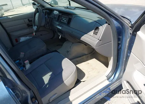 2007 Ford Crown Victoria Police/Police Interceptor z USA, uszkodzony, nr VIN 2FAHP71W37X114800